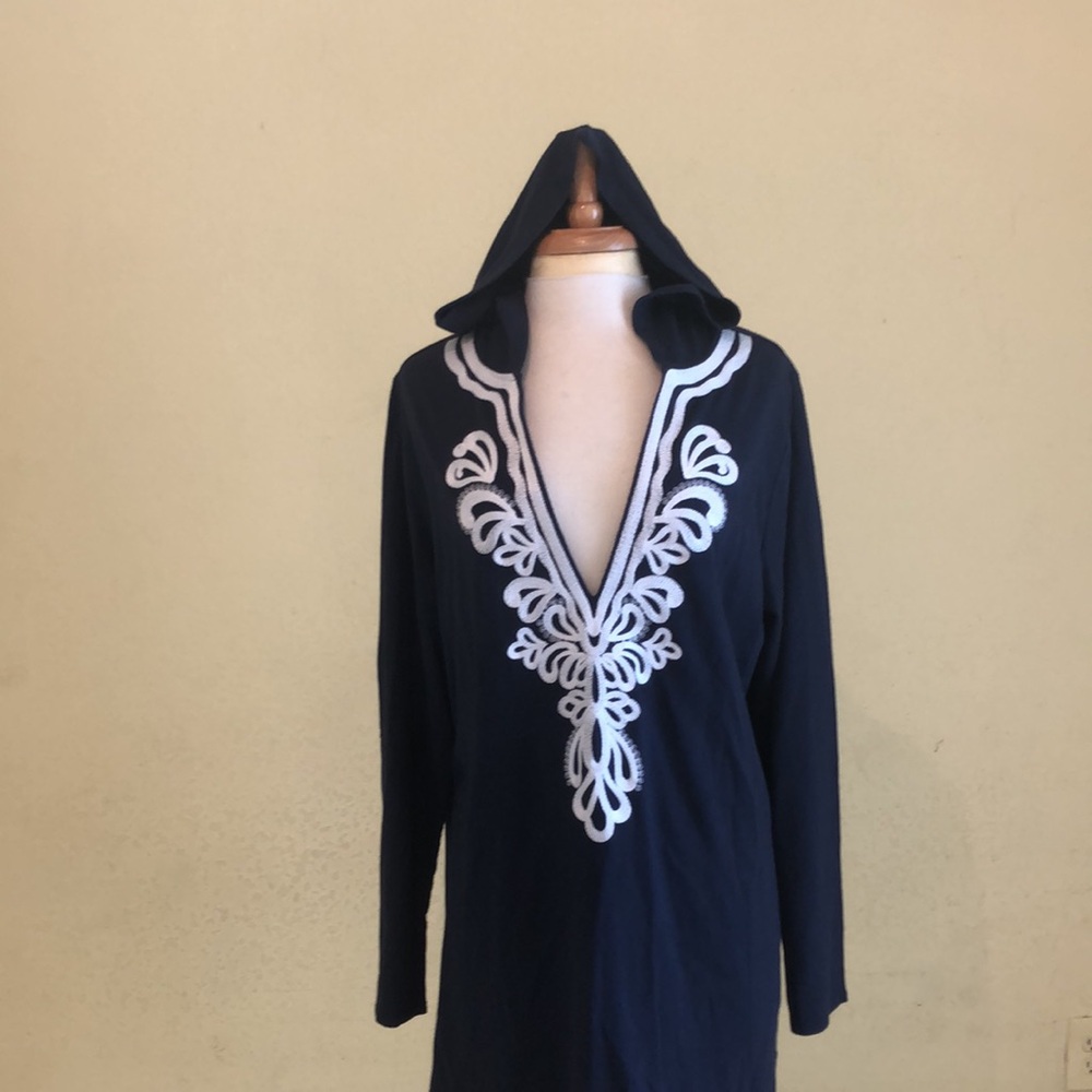 Lilly Pulitzer Navy Dress with White Detailing - Picture 2 of 9
